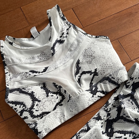 Snakeskin Print Activewear Set - Picture 3 of 3